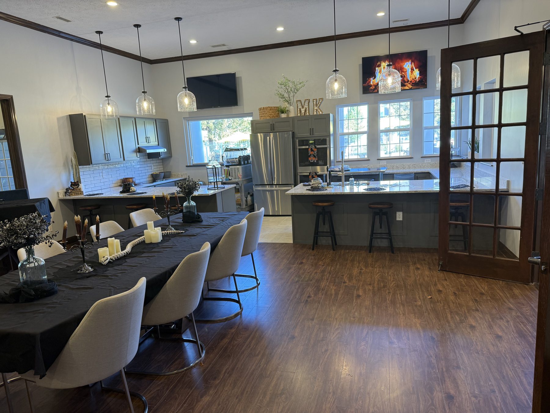 Maple Knoll clubhouse kitchen and dining room